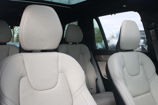 Volvo XC90 T8 AWD Plug-In Hybrid Ultra Dark 7os