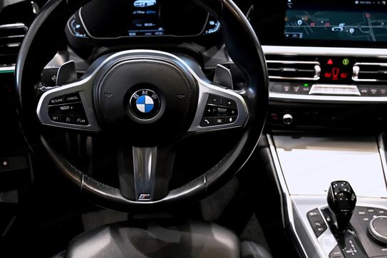 BMW Seria 3 330e M Sport