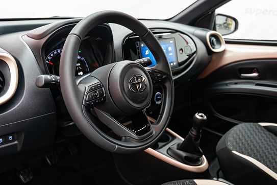 Toyota Aygo X Teamplayer 1.0 Benzyna