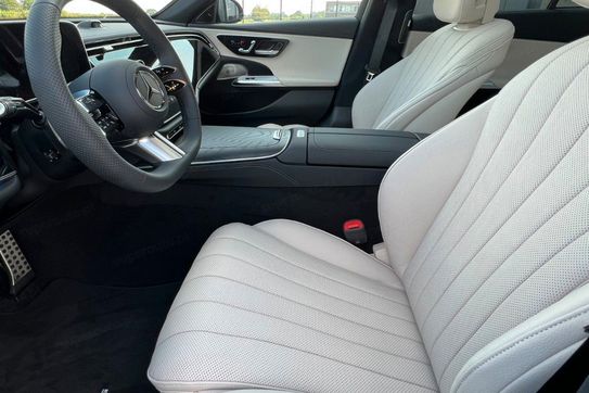 Mercedes E Klasa 300 de 4-Matic AMG