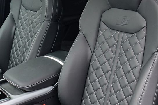 Audi Q7 TDI quattro S Line