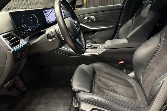 BMW Seria 3 318i M Sport aut