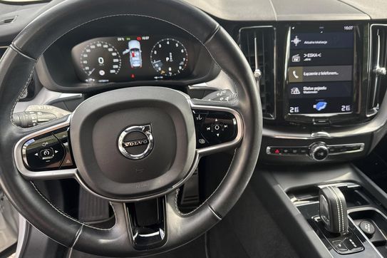 Volvo XC60 B5 B  R-Design AWD aut