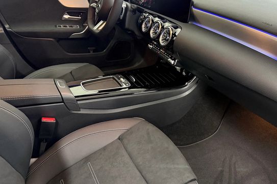 Mercedes Klasa A 220 4-Matic AMG Line