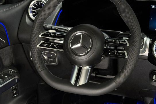 Mercedes GLB 200 AMG Line