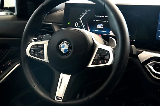BMW Seria 3 330i M Sport sport-aut