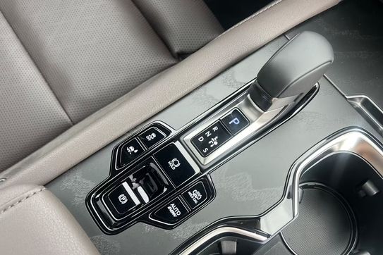 Lexus RX 450h+ Omotenashi 2.5 Hybrid Plug-in