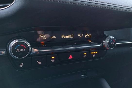 Mazda 3 2.0 SkyCruise