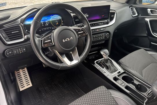 Kia Ceed Business Line Plus 1.5 T-GDI  DCT
