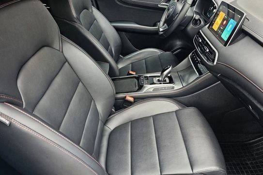 MG HS 1.5 T-GDI Excite DCT