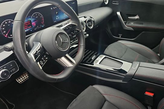 Mercedes Klasa A 200 AMG Line