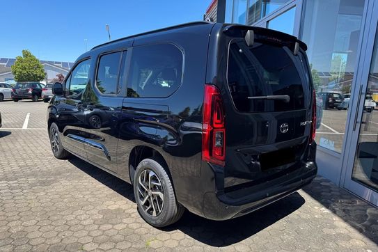 Toyota Proace City Verso Long Family