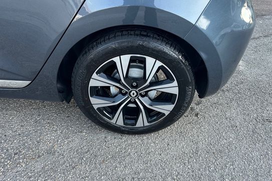 Renault Clio Limited 1.6 E-Tech Hybrid AT