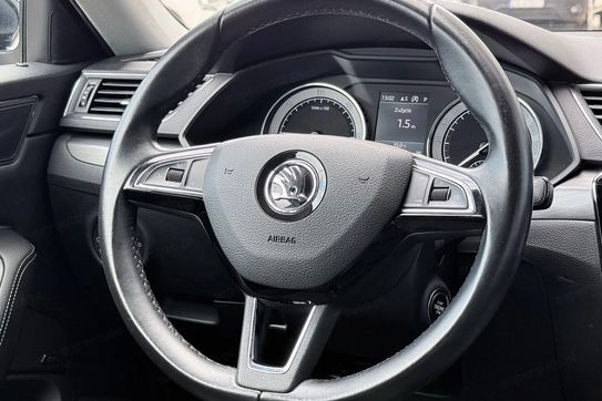 Skoda Superb 2.0 Tdi Scr 4X4 Style Dsg