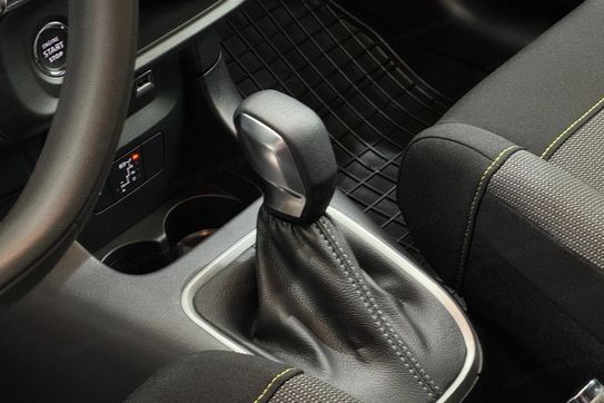 Citroen C3 1.2 PureTech Shine EAT6