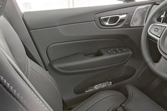 Volvo XC60 B5 B AWD Ultra Black Edition aut