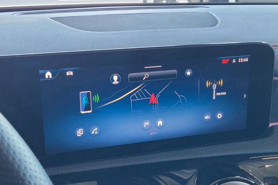 Mercedes CLA 200 AMG Line Shooting Brake