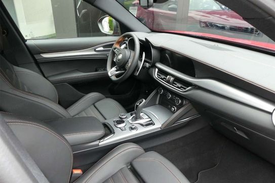 Alfa Romeo Stelvio 2.0 Turbo Intensa Q4