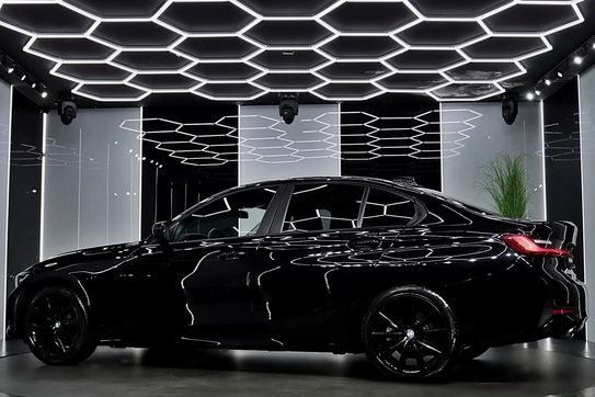 BMW Seria 3 318d M Sport aut