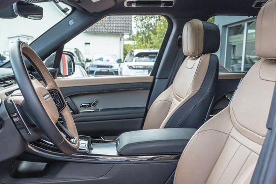 Land Rover Range Rover Sport P460e Dynamic SE