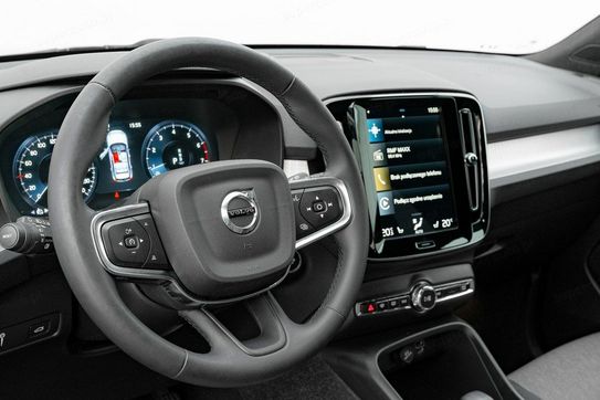 Volvo XC40 T3 Momentum Pro