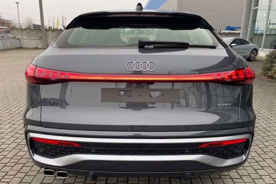 Audi Q5 TDI quattro S line Sportback