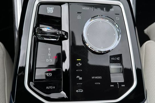BMW Seria 7 740d xDrive M Sport