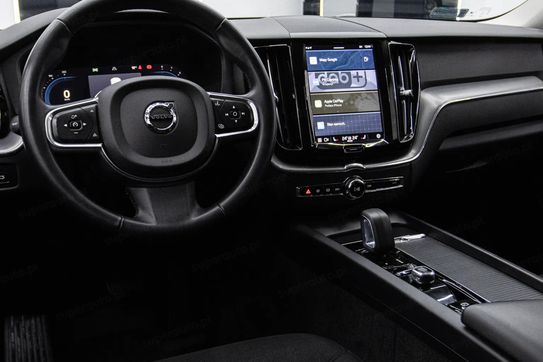 Volvo XC60 B4 B Momentum Pro aut