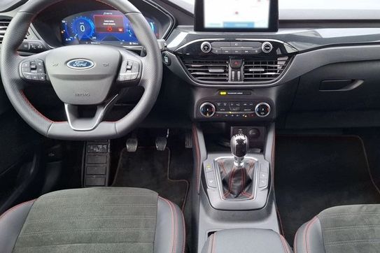 Ford Kuga 1.5 EcoBoost ST-Line X