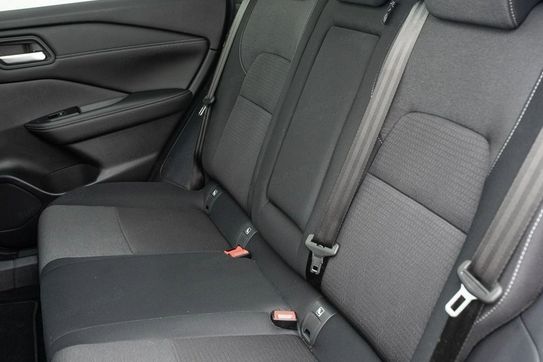 Nissan Qashqai 1.3 DIG-T N-Connecta DCT