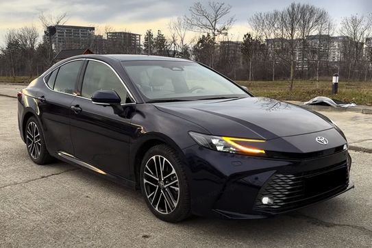 Toyota Camry Prestige 2.5 Hybrid Dynamic Force