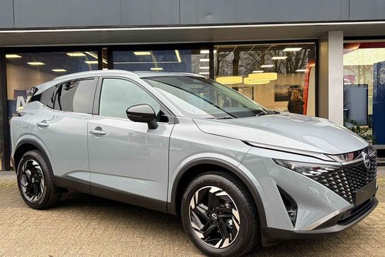 Nissan Qashqai N-Connecta Xtronic 1.3 DIG-T mHEV