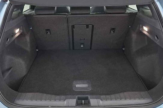 Ford Explorer Premium 77kWh RWD