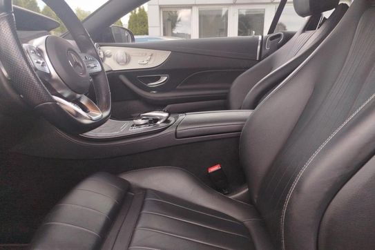 Mercedes Klasa E Coupe 220 d 4MATIC AMG Line