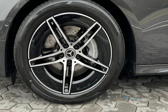 Mercedes E Klasa 300 e 4-Matic AMG