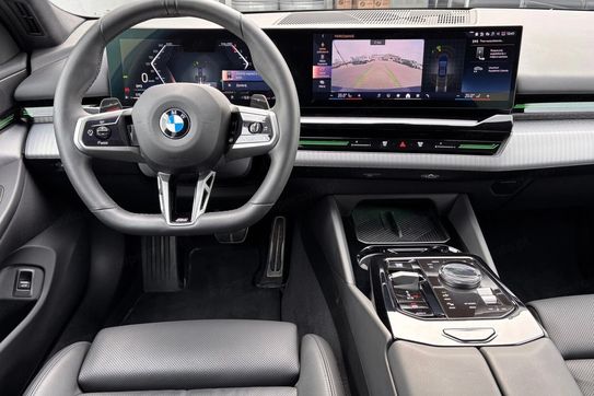 BMW Seria 5 520d xDrive mHEV M Sport aut