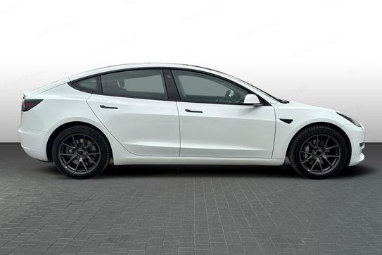 Tesla Model 3 Standard Plus