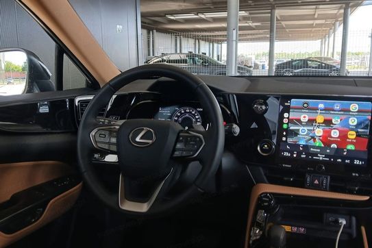Lexus NX 350h Prestige
