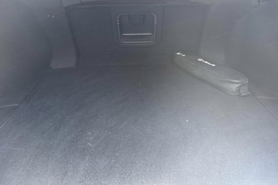 Lexus ES 300h Business Edition +