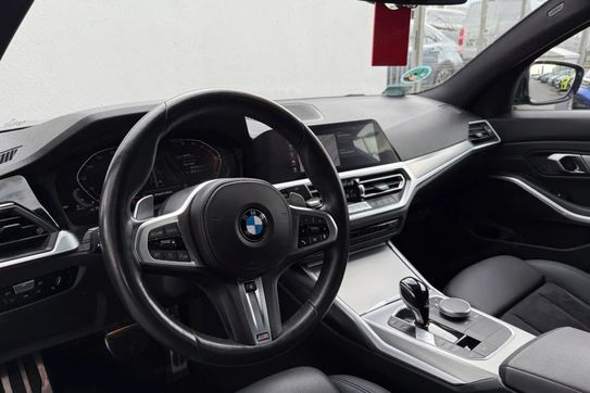 BMW Seria 3 320d xDrive M Sport