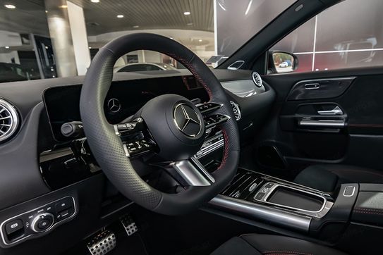 Mercedes GLA 220 4-Matic AMG Line