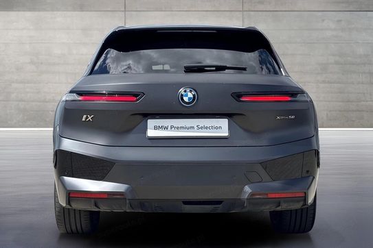 BMW iX xDrive50