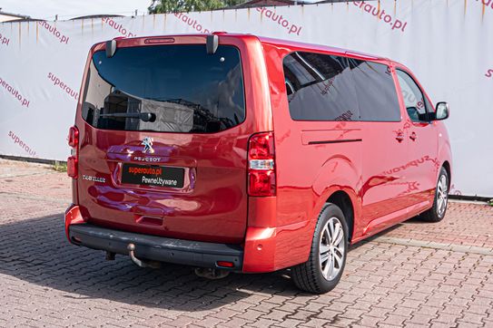 Peugeot Traveller L2H1 AT