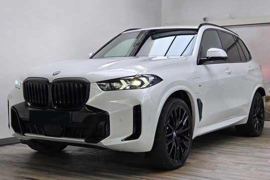 BMW X5 xDrive50e Individual Edition