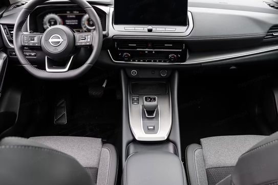 Nissan Qashqai N-Connecta  1.3 DIG-T mHEV Xtronic