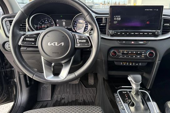 Kia Ceed 1.5 T-GDI Tribute DCT