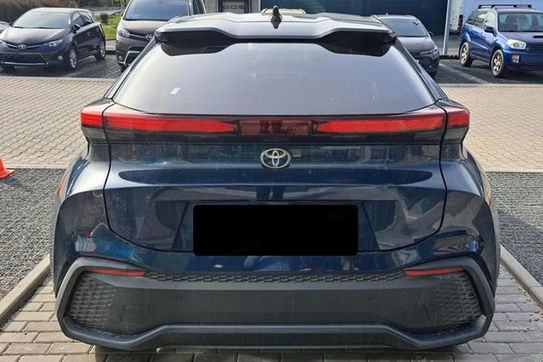 Toyota C-HR Style 2.0 Hybrid Dynamic Force Plug-in