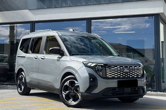 Ford Tourneo Courier Trend Elektryczny A1
