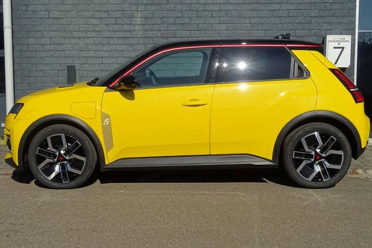 Renault 5 Urban Range Techno