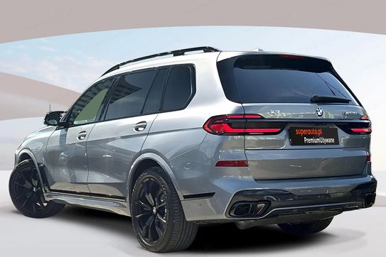 BMW X7 M60i xDrive